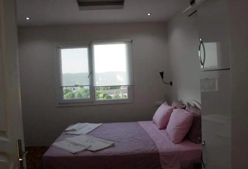 Suite with Terrace, Sakran