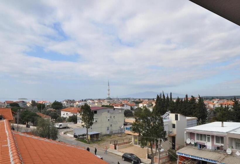 סוויטה עם טרסה, Sakran