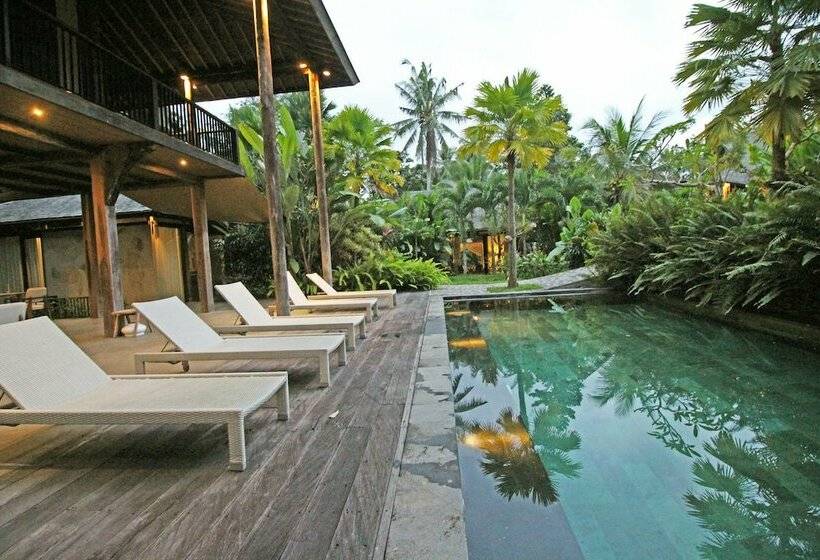 סוויטת פרמיום, Surya Kembar Villas