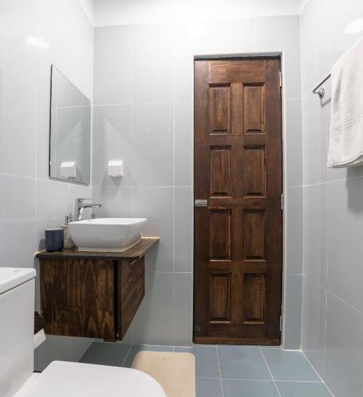 اتاق لوکس, Beach Veli