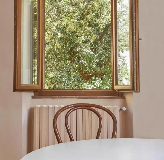 庭の見える1ベッドルームアパートメント, Villa San Simone