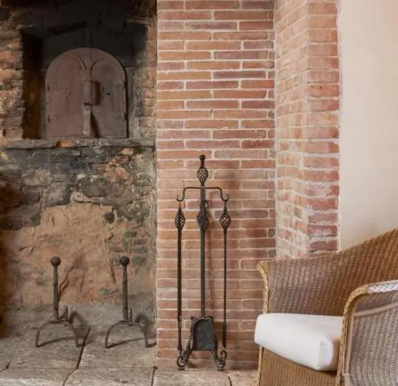 プールの見える1ベッドルームアパートメント, Villa San Simone