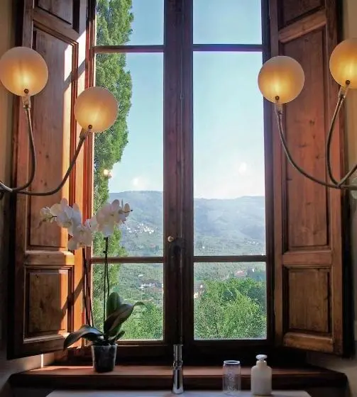 デラックススタジオ, Villa San Simone