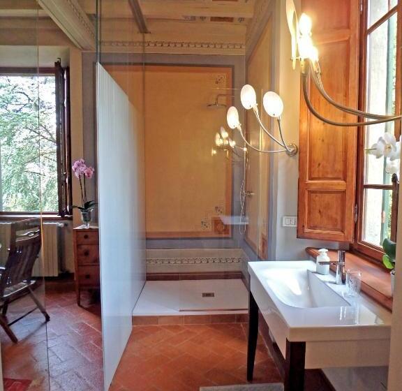 디럭스 스튜디오, Villa San Simone