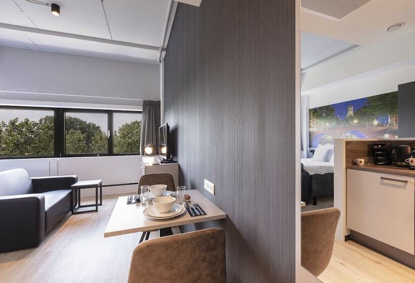 豪华工作室, 2l De Blend