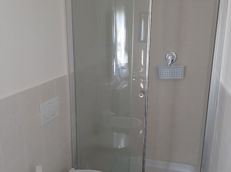 חדר אקונומי, B&b Principe Calaf 3