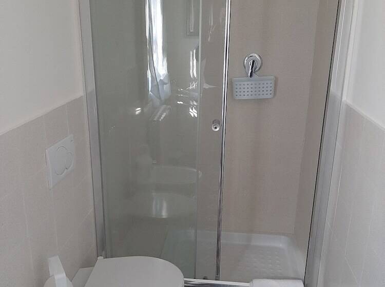 חדר אקונומי, B&b Principe Calaf 3