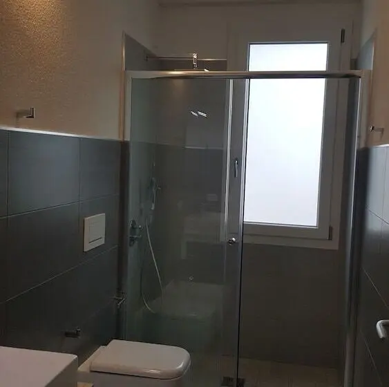 Habitació Basic, B. Sinis