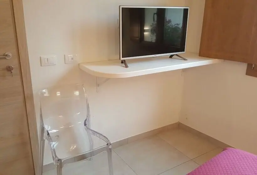 Habitació Basic, B. Sinis