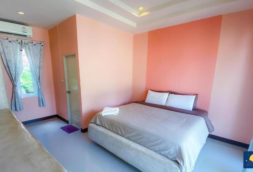 חדר סטנדרט, Baanchomjan @ Suanphung