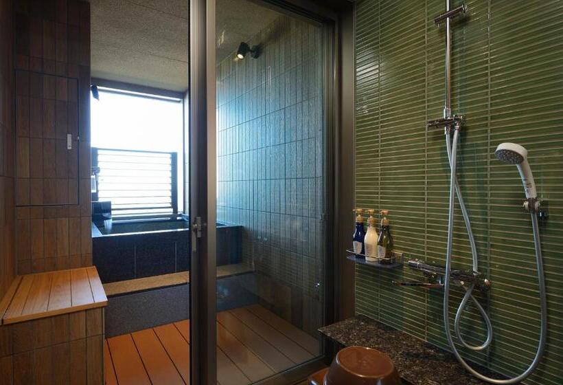 オーシャンビューのプレミアムルーム。, Kamenoi Hotel Izukogen