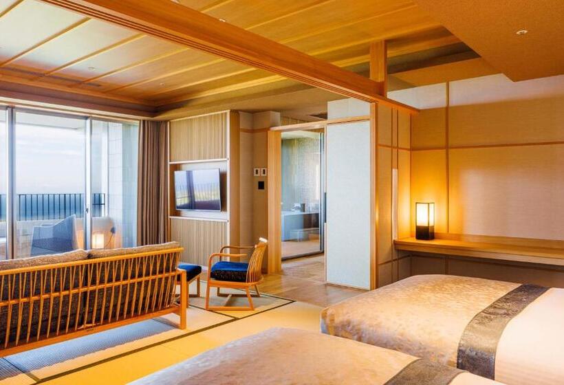 Люкс Deluxe Вид на Море, Kamenoi Hotel Izukogen