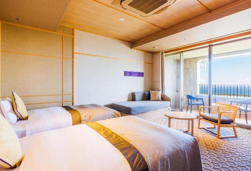 オーシャンビューのプレミアムルーム。, Kamenoi Hotel Izukogen