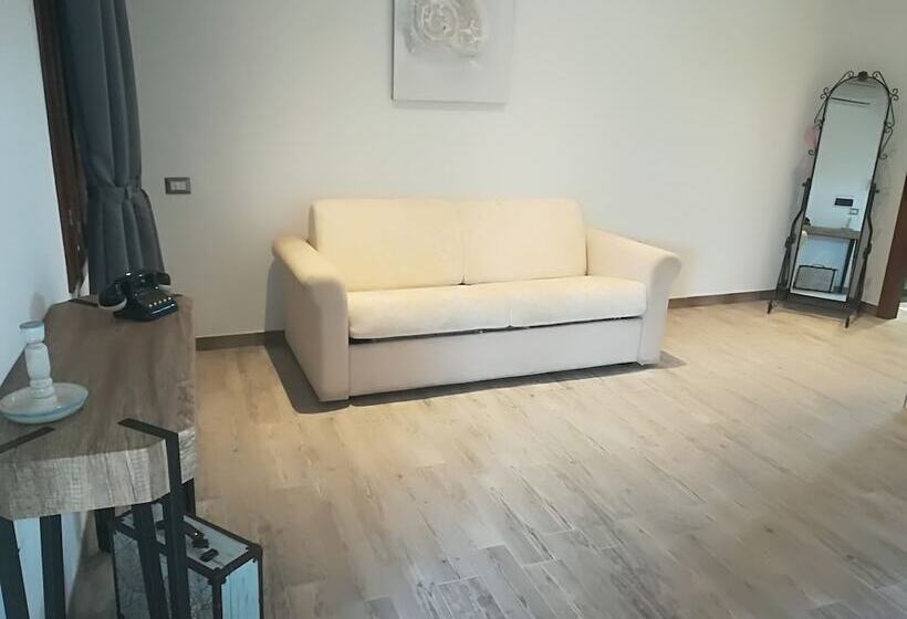 חדר סטנדרט לארבעה, Riu Sa Murta