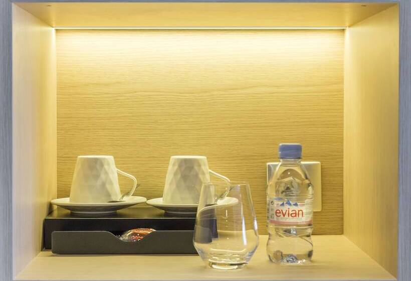 Студия Премиум, Nemea Appart Hotel Cannes Palais