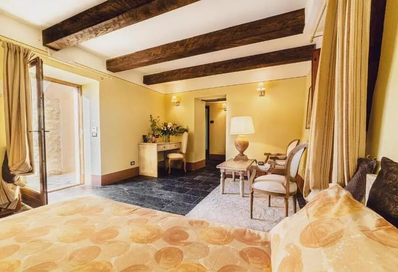 ジュニアスイート, Podere Val D Orcia  Tuscany Equestrian