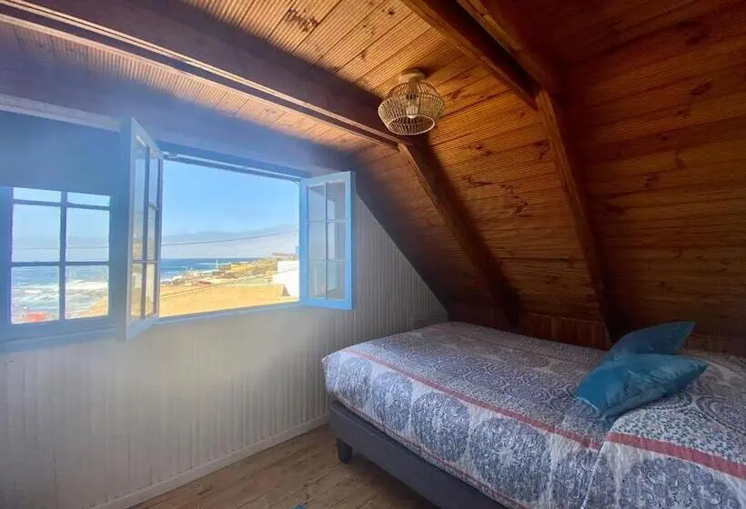 片側に海が見えるデラックスルーム, Hostal Casa La Puntilla