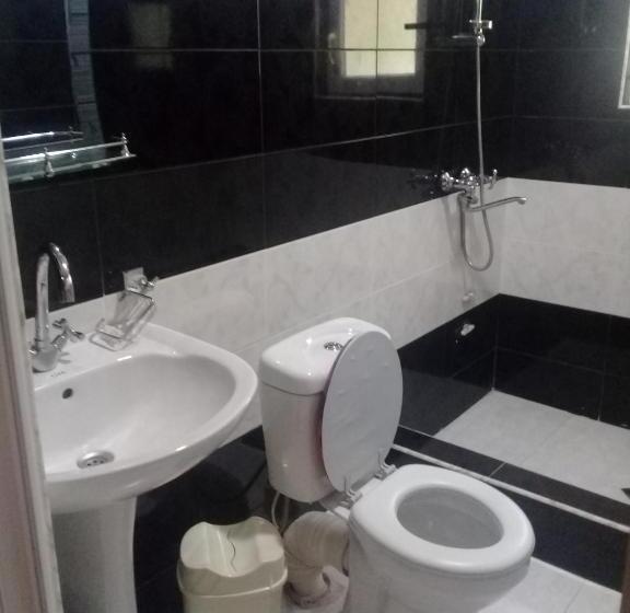 اتاق استاندارد, Elmira