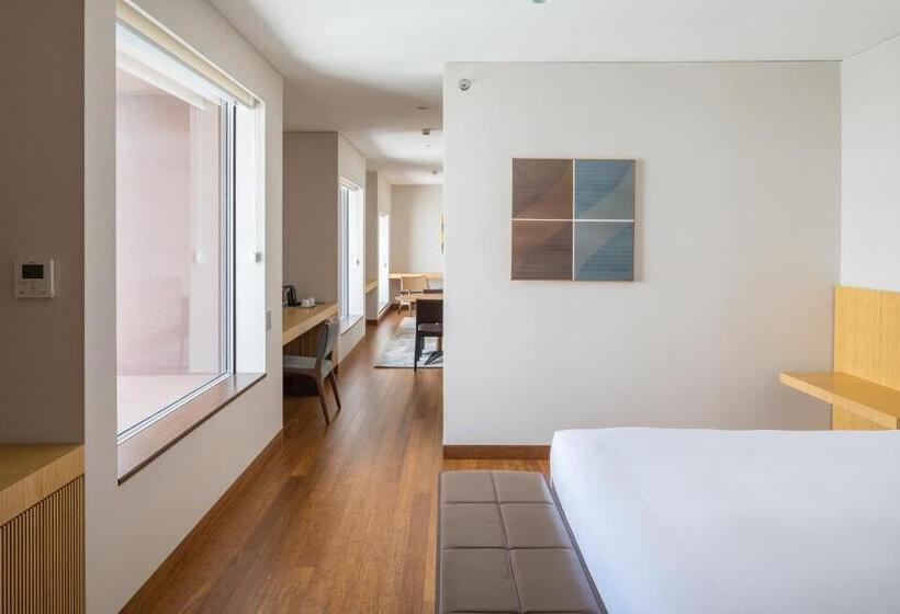 Люкс Мастер, B Hotel Brasilia