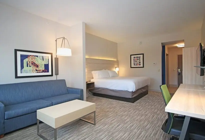 身障者適用スイートルーム, Holiday Inn Express & Suites Ocala, An Ihg