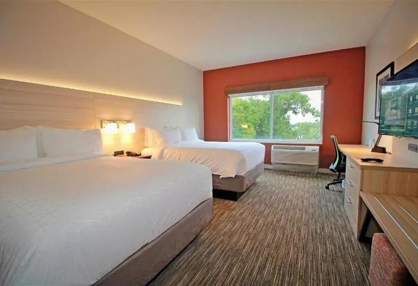 身障者適用スタンダードルーム, Holiday Inn Express & Suites Ocala, An Ihg