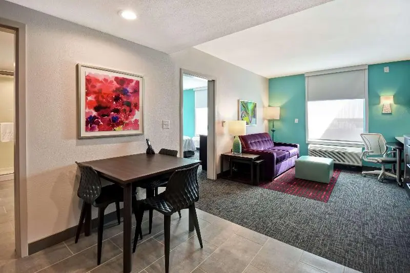 キングサイズベッドのスイートルーム, Home2 Suites By Hilton Dothan