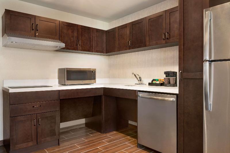 جناح لذوى الاحتياجات الخاصة, Homewood Suites By Hilton Albany Crossgates Mall, Ny