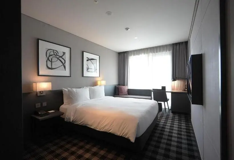 Premium room with river view, Marinabay Seoul Ara