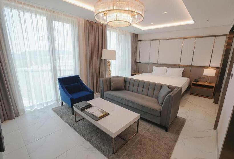 キングサイズベッドのスイートルーム, Marinabay Seoul Ara