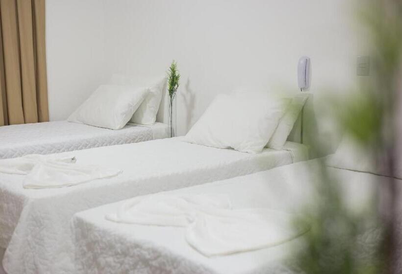 חדר סטנדרט לארבעה, New Concept