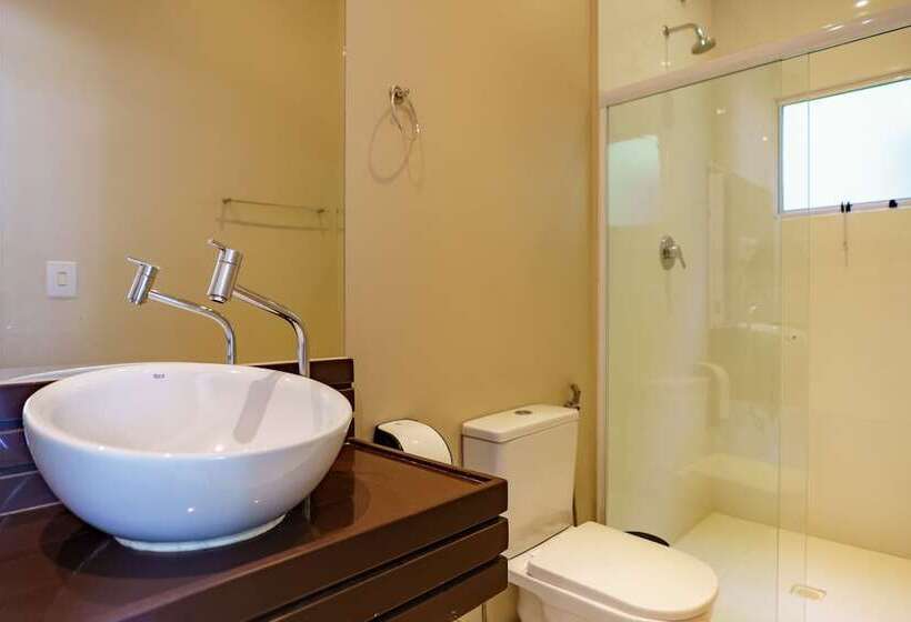 Delüks Süit, Pousada Apple House Paraty