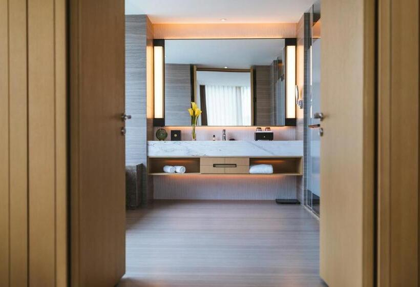 디럭스 스위트 킹 침대, Pullman Fuzhou Tahoe