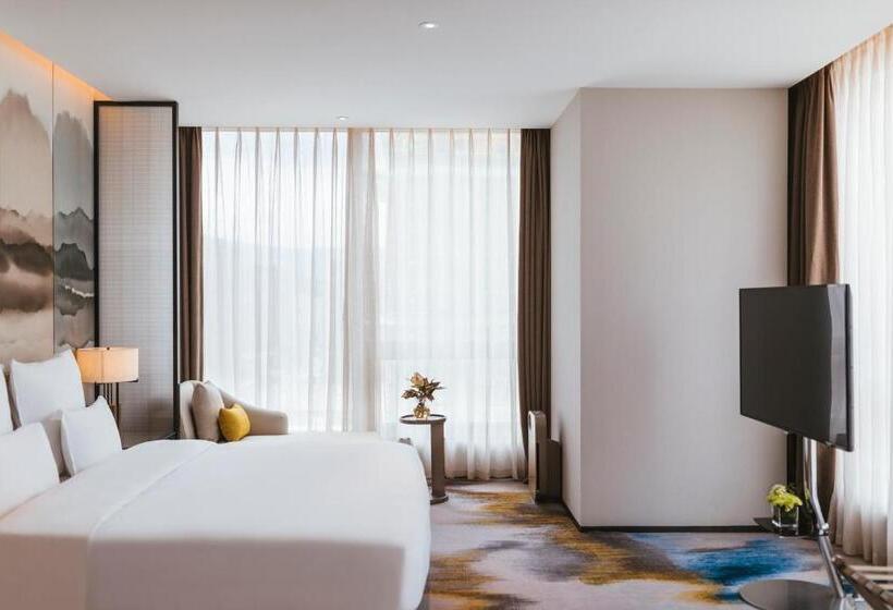 Люкс Deluxe Кровать Кинг, Pullman Fuzhou Tahoe