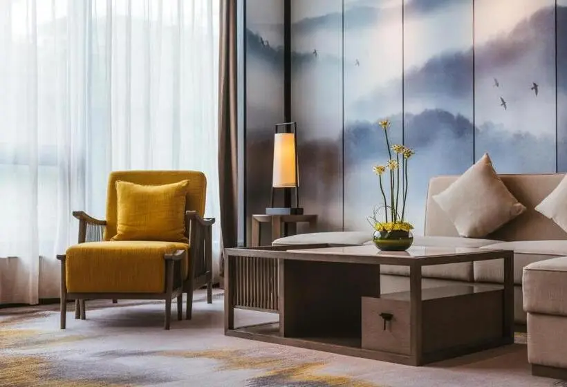キングサイズベッドのデラックススイート, Pullman Fuzhou Tahoe