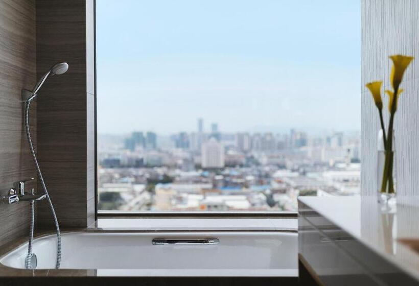 Номер Superior Вид на Город, Pullman Fuzhou Tahoe