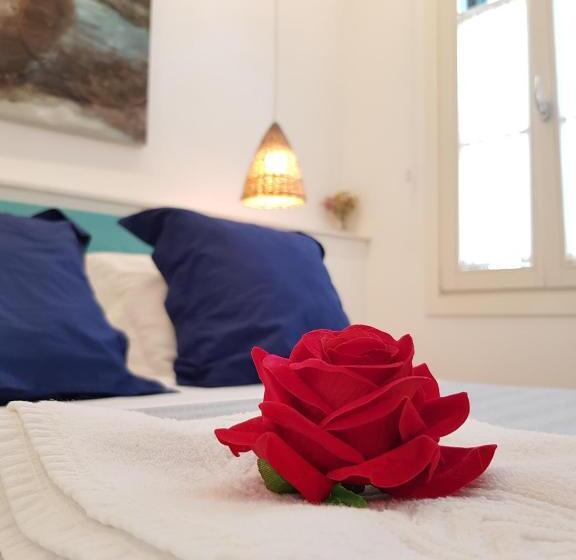 小型套房, Romantic Los 5 Sentidos