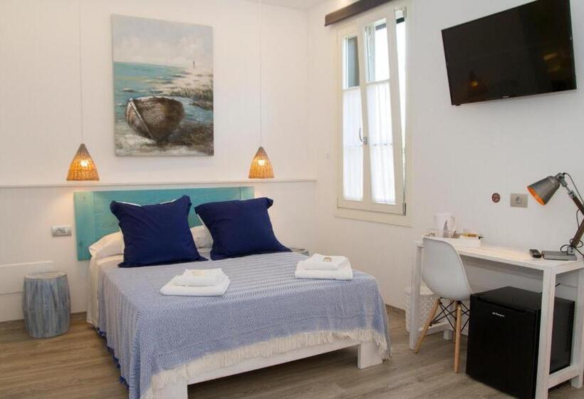 小型套房, Romantic Los 5 Sentidos