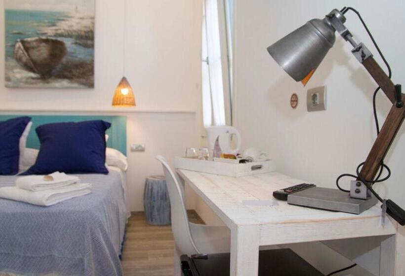 小型套房, Romantic Los 5 Sentidos