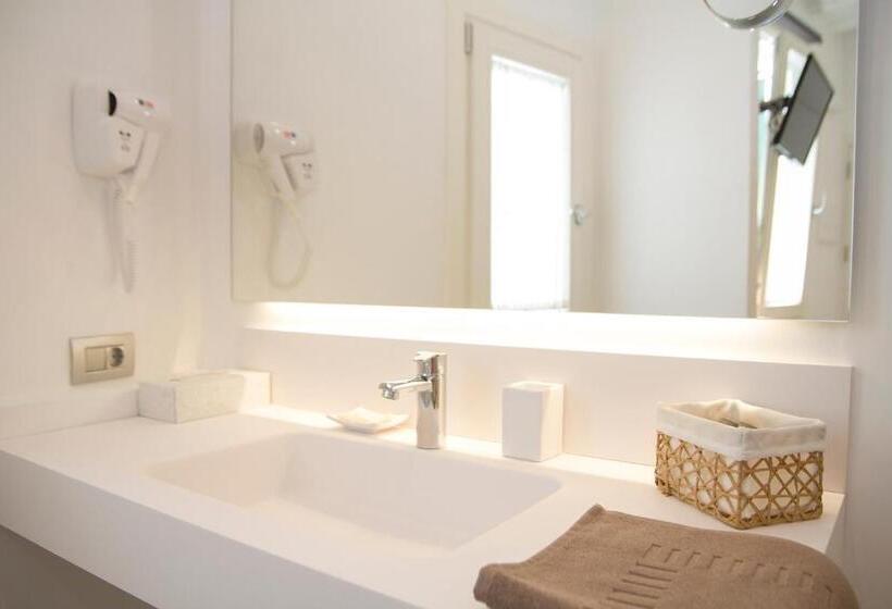 标准间, Romantic Los 5 Sentidos