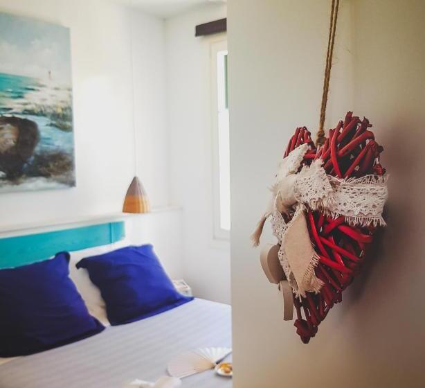 小型套房, Romantic Los 5 Sentidos