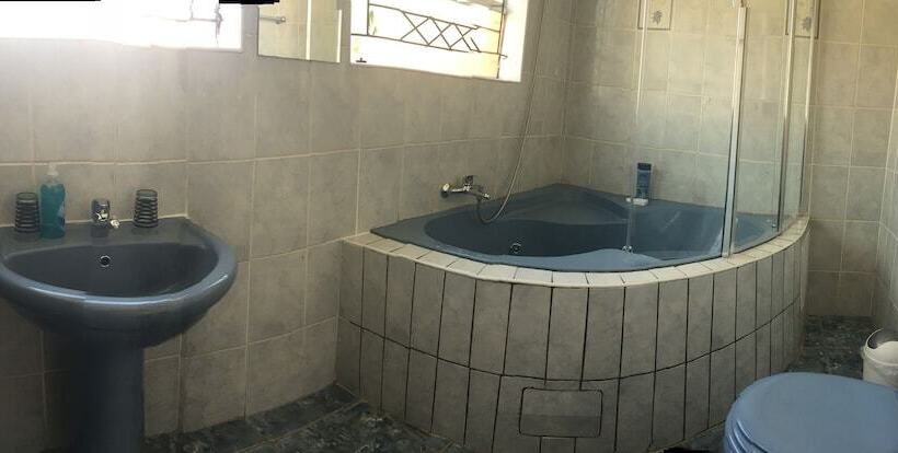 اتاق استاندارد, Noble Hearts Bed & Breakfast