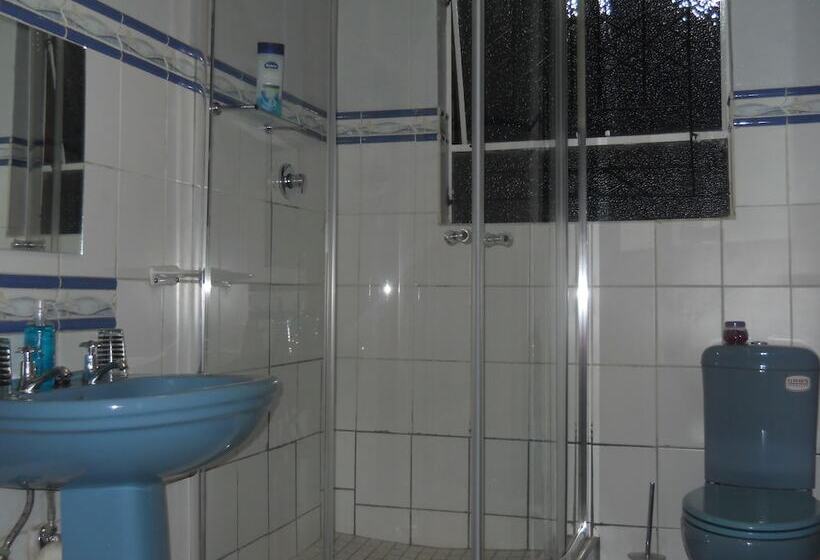 اتاق استاندارد, Noble Hearts Bed & Breakfast