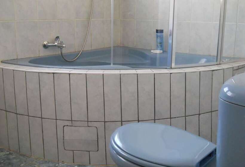 اتاق استاندارد, Noble Hearts Bed & Breakfast