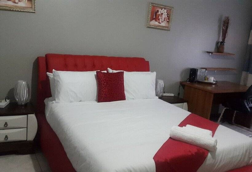 اتاق لوکس, Tintech Bed & Breakfast