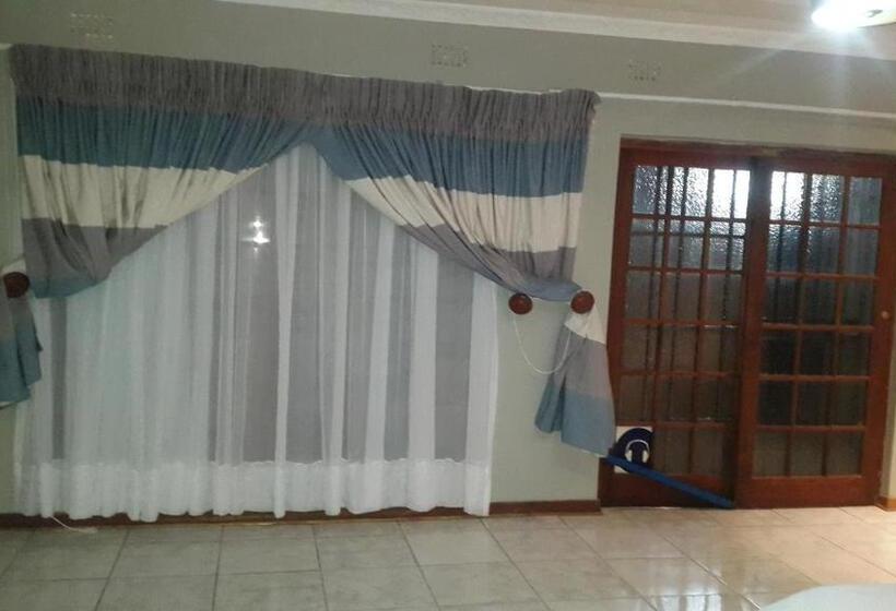 اتاق استاندارد با تخت بزرگ, Tintech Bed & Breakfast