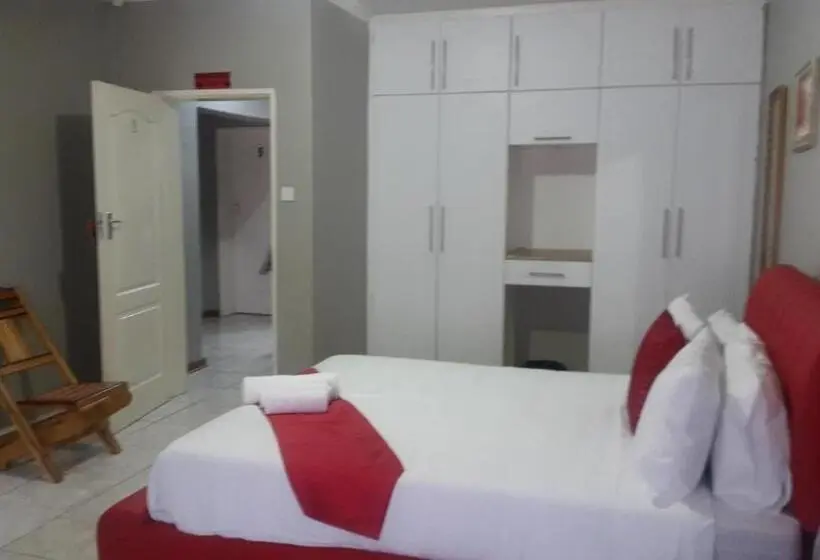 اتاق لوکس, Tintech Bed & Breakfast