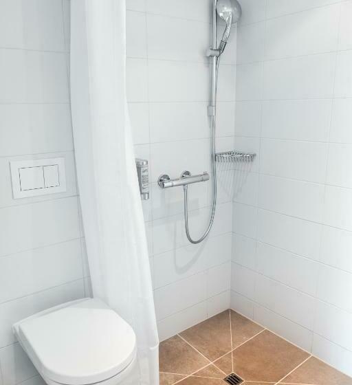 Camera Standard Accessibile ai Disabili, B&b Hotel Zürich Airport