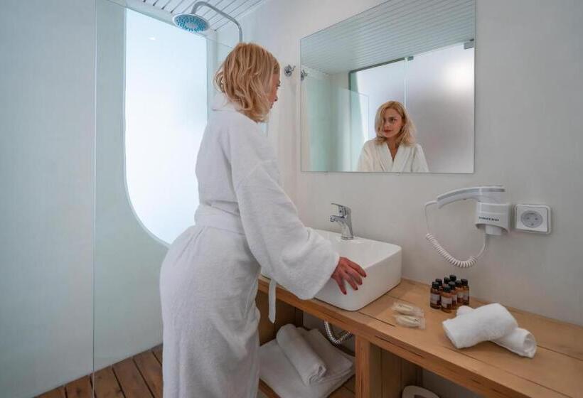 配有游泳池的小型套房, Aloe Hotel   Adults Only