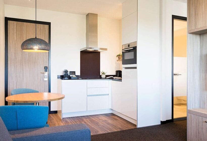 스탠다드 스튜디오, Adagio Amsterdam City South