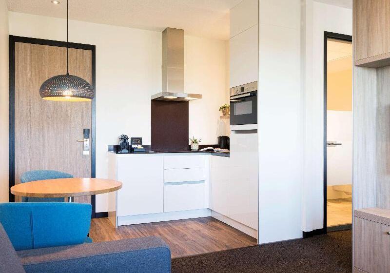 스탠다드 스튜디오, Adagio Amsterdam City South